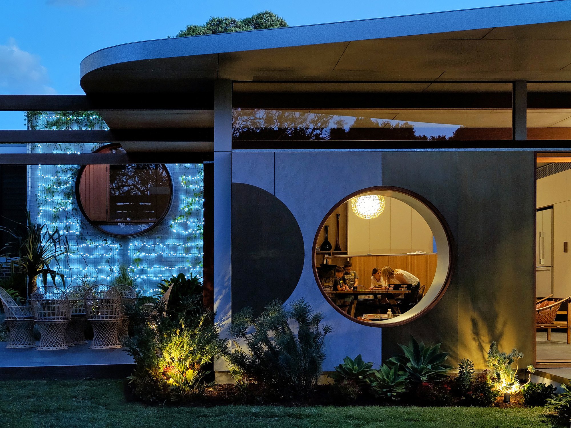 38+Totoro+House_Exterior+Night+2.jpg